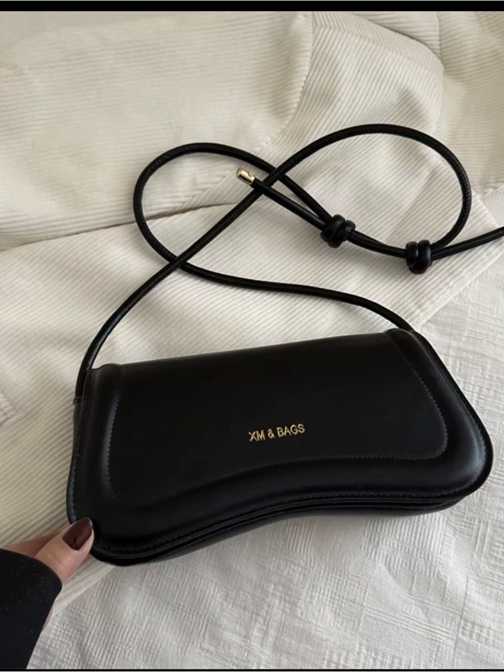 Shoulder Bags - Picture 2 of 10